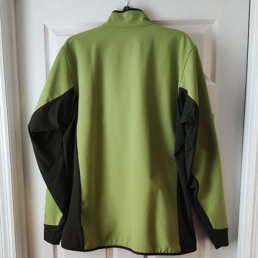 Patagonia Lime Green and Dark Olive Lightweight Softshell Jacket - Picture 3 of 3
